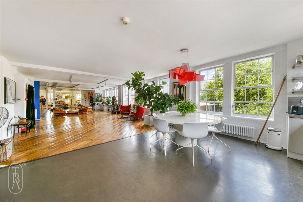 Shoreditch High Street E1