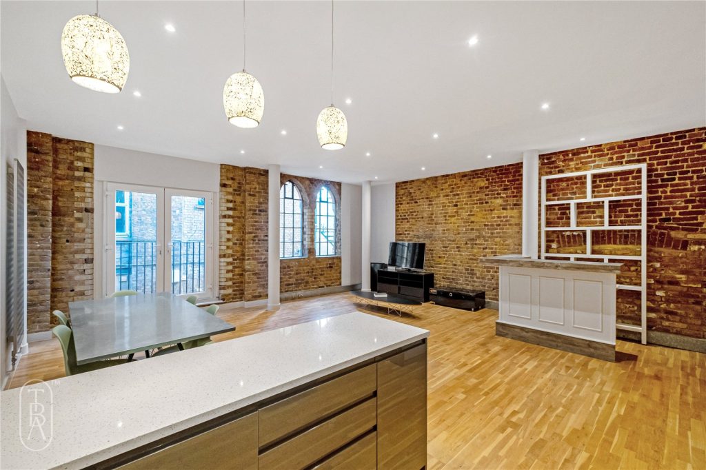 Leonard Street EC2A