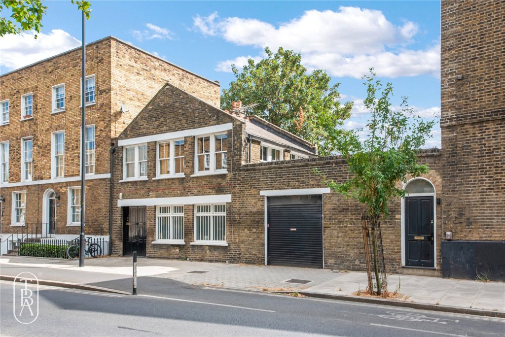 Queensbridge Road E2